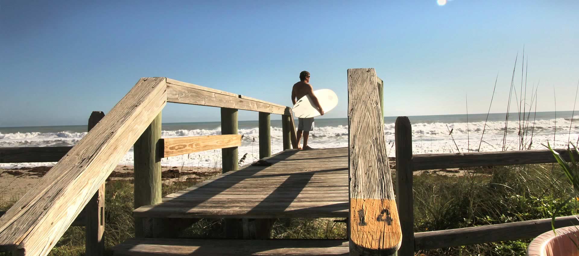 Oceanfront-cottages-surfing