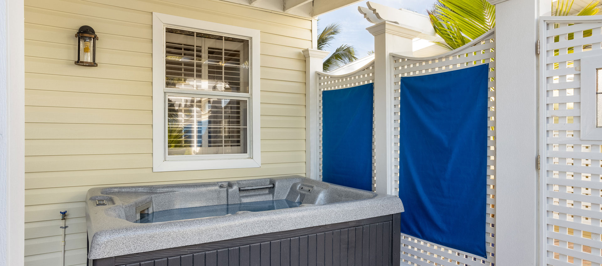 Private Jacuzzi on outside deck